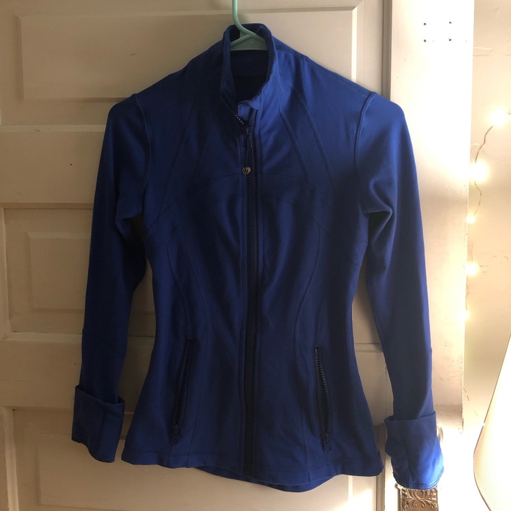 dark blue lululemon zip up jacket